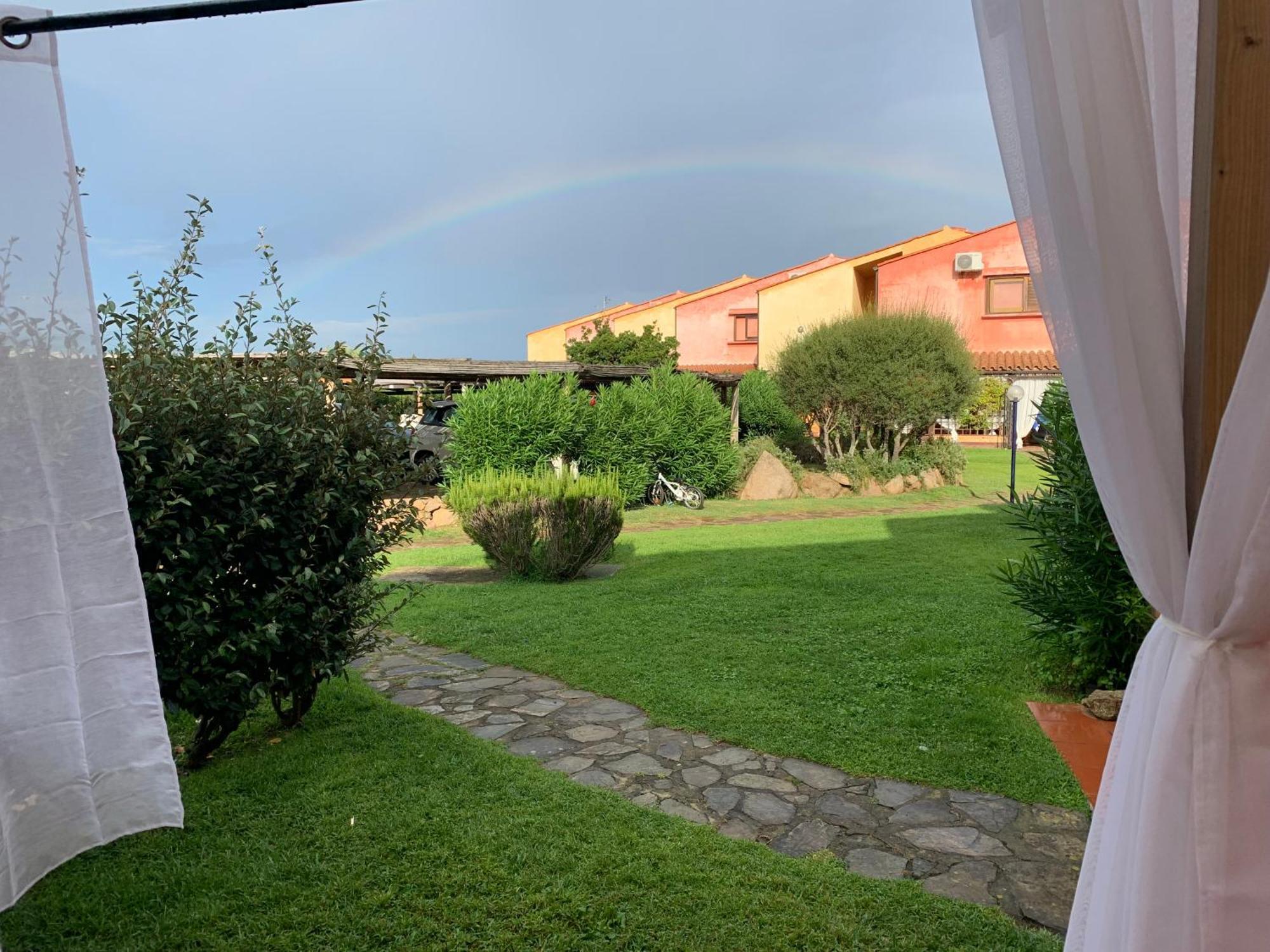 Casa Smeralda: Con Giardino E Vicino Al Mare Punta Molara Eksteriør bilde