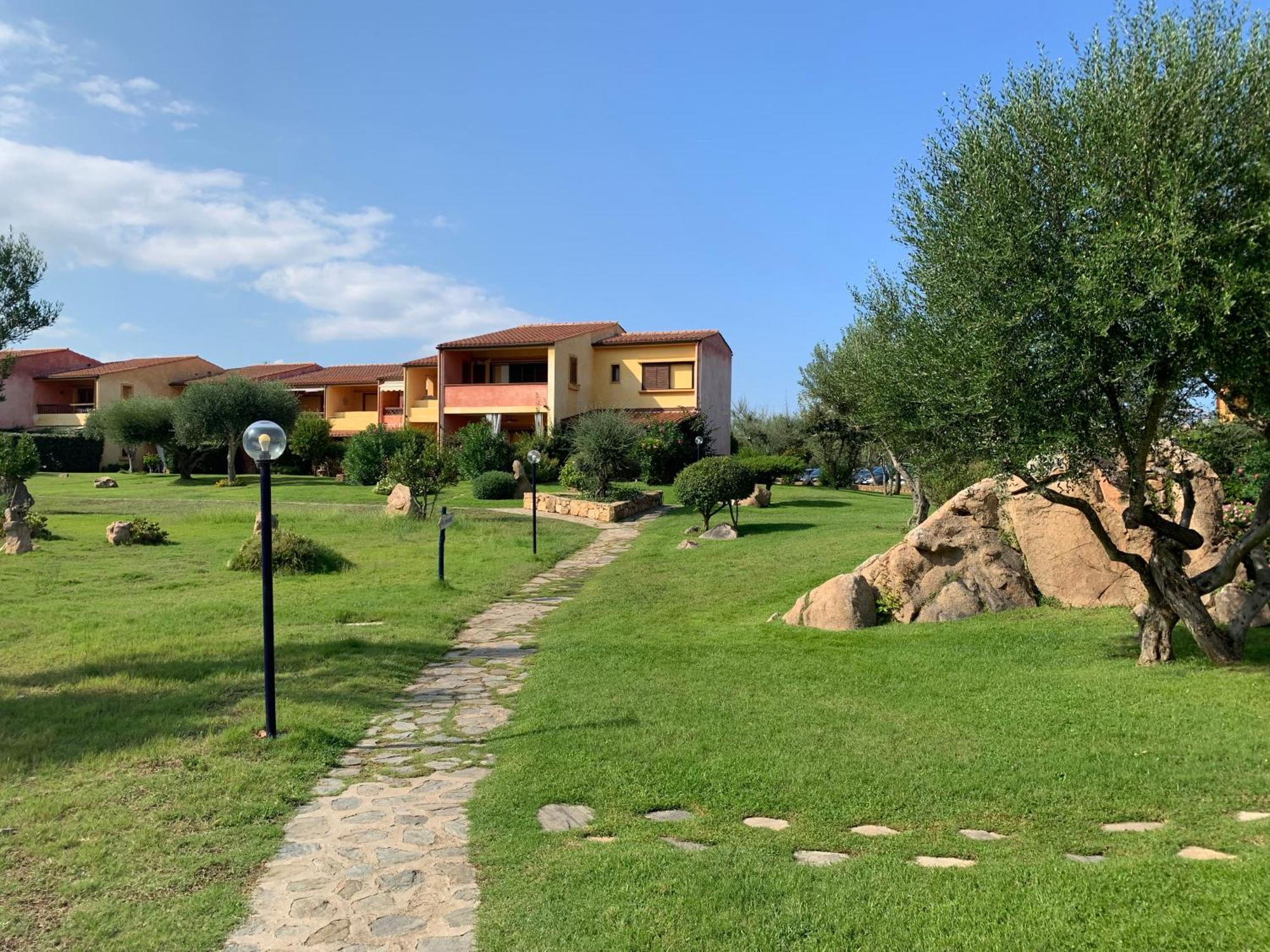 Casa Smeralda: Con Giardino E Vicino Al Mare Punta Molara Eksteriør bilde